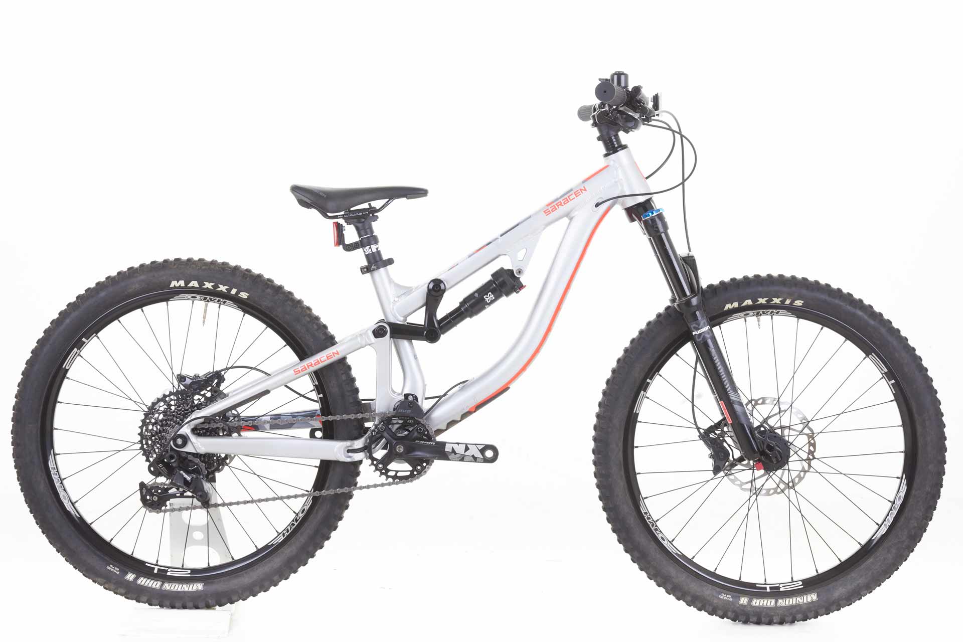 Saracen mountain deals bike for sale